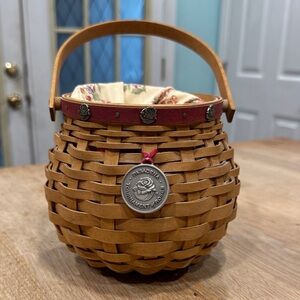 Longaberger Pasadena Tournament of Roses Basket